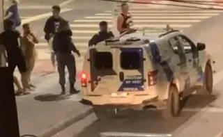 Imagem ilustrativa da imagem Homem é preso suspeito de tentar matar comerciante e agredir militares na Serra