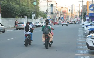 Imagem ilustrativa da imagem Maioria dos acidentes com bikes elétricas no ES envolve carros