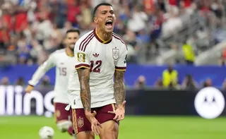 Imagem ilustrativa da imagem Melhor da semi, Pedro Porro destaca jogo perfeito da Espanha