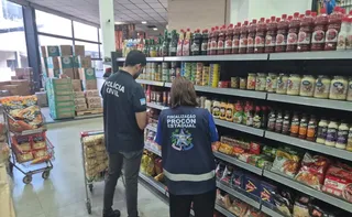 Imagem ilustrativa da imagem Mil produtos vencidos são apreendidos durante fiscalização em Vila Velha