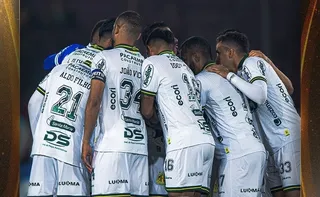 Imagem ilustrativa da imagem Mirassol perde para Lanús, vê LDU virar e fecha grupo como vice na Libertadores