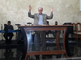 Imagem ilustrativa da imagem Pastor morre durante culto em sooretama