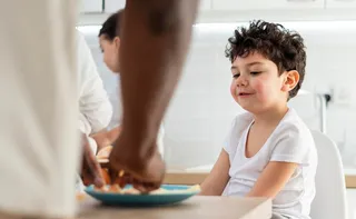 Imagem ilustrativa da imagem Prato das crianças tem sal em excesso, diz estudo
