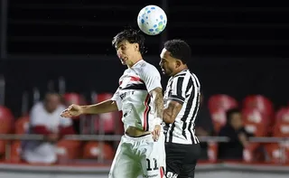 Imagem ilustrativa da imagem São Paulo toma empate do Botafogo aos 45 do segundo tempo e amplia série sem ganhar