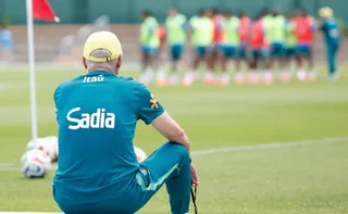 Imagem ilustrativa da imagem Seleção encerra preparação para estreia com último treino em Nova Jersey