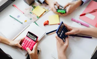 Imagem ilustrativa da imagem Senado aprova educação financeira obrigatória nas salas de aula