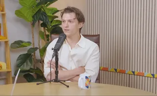 Imagem ilustrativa da imagem Tom Holland sobre luta contra alcoolismo