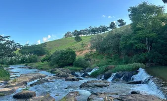 Imagem ilustrativa da imagem Cachoeira do Jarrão, Pesqueiro do Jefinho e Espaço Agazeh: o que conhecer em Fundão