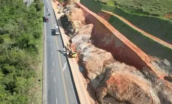 Imagem ilustrativa da imagem Trecho da BR-101 em Ibiraçu será interditado por duas horas nesta quarta-feira