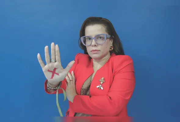 "O crime de perseguição é um 
tipo penal muito conectado 
com situações que envolvem violência doméstica e de gênero”
Layla Freitas, pres. da Comissão da Mulher Advogada da OAB-ES