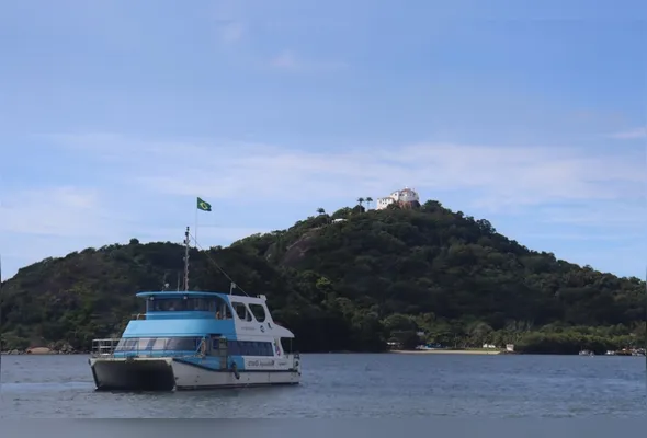 Segundo a Ceturb-ES, as embarcações vão circular até 0h30 na sexta e no sábado