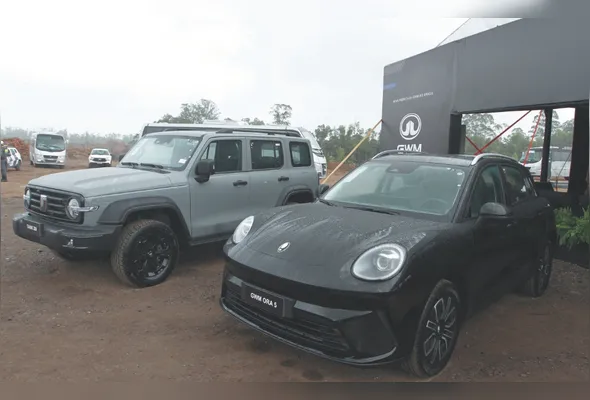 Carros da GWM expostos no lançamento da montadora da marca em Aracruz: planta capixaba terá um modelo inédito no País,  conceito de multienergia