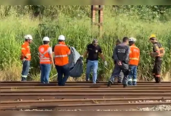 Corpo estava em uma área de mata