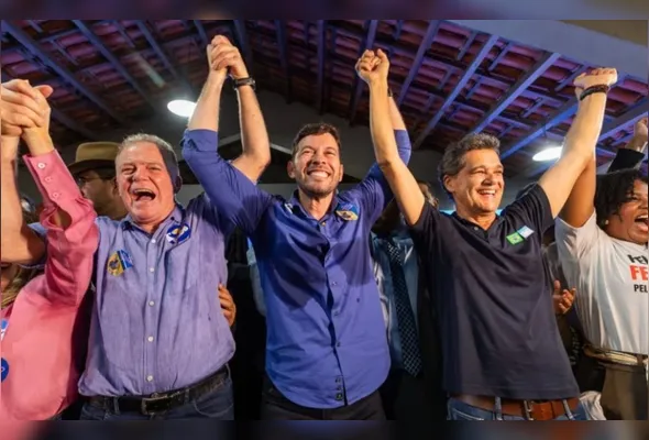 Casagrande, Arnaldinho e Ricardo durante a convenção do PSDB, Cidadania, PRD e Solidariedade
