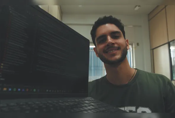 Eduardo Ferraz mudou de Engenharia Elétrica para Ciência da Computação e afirma ter encontrado a área com a qual realmente se identifica