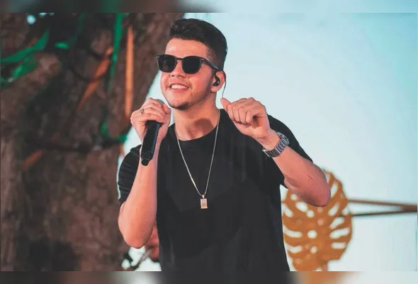 Nadson O Ferinha: show de hits