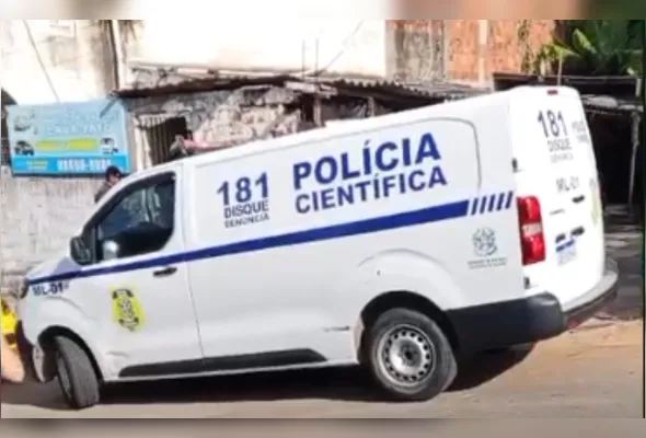 Corpo da vítima foi encaminhado ao Instituto Médico-Legal da Polícia Científica