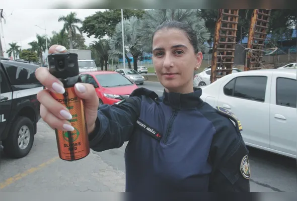 Laís Araújo reforça que o spray de  pimenta é um recurso emergencial, que dá alguns segundos para que a vítima consiga fugir, buscar ajuda
e acionar as forças de segurança