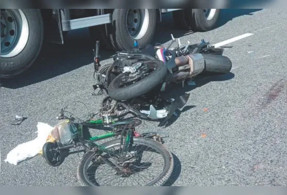 Moto caída na pista: acidente
