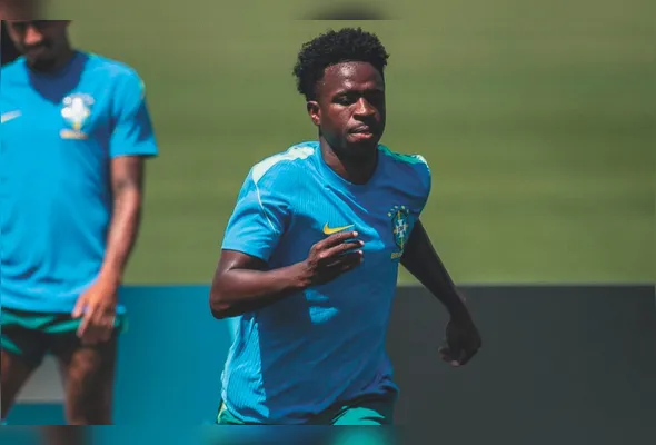 Vinícius JR é uma das principais esperanças do ataque para o Brasil vencer hoje na estreia diante de Marrocos