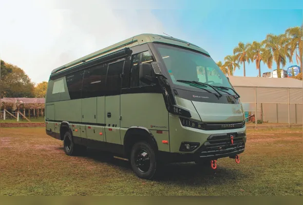 Motorhome Nomade é movido a diesel, energia solar e estrutura integral para oferecer mais autonomia