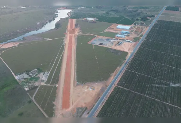 Divulgação
Orletti Park Log complexo logístico   com áreas industriais e um  aeroporto em construção, em Pinheiros.