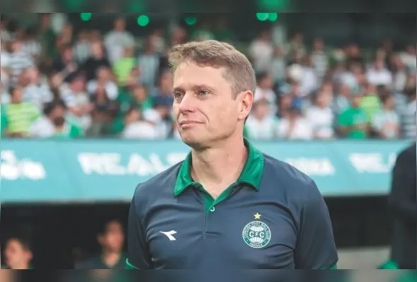 Fernando Seabra está no Coritiba