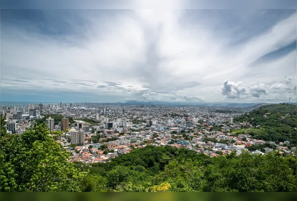 Vista de Vila Velha: cidade recebeu desde 2019 uma série de intervenções em mobilidade, saúde, educação e segurança, segundo o governo estadual