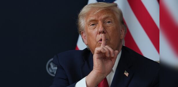 Trump diz que situação política no Brasil é perigosa e se confunde sobre Bolsonaros