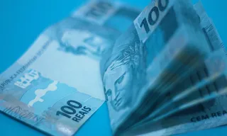 Imagem ilustrativa da imagem Brasileiros têm mais de R$ 5 bilhões esquecidos; veja como consultar