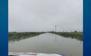 Imagem ilustrativa da imagem Chuva intensa e granizo causam duas mortes e atingem ao menos 33 municípios do RS