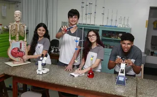 Imagem ilustrativa da imagem Escolas abrem temporada de bolsões para descontos no Ensino Médio