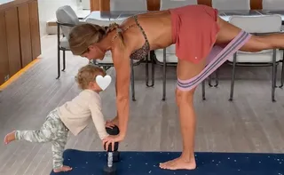Imagem ilustrativa da imagem Gisele Bündchen compartilha foto rara do filho caçula