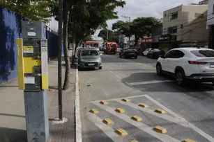 Imagem ilustrativa da imagem Mais de 300 motoristas por dia multados no rotativo no ES