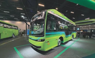 Imagem ilustrativa da imagem O avanço da eletrificação nos ônibus brasileiros
