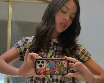 Imagem ilustrativa da imagem Olivia Rodrigo lança música nova inspirada em 'O Conto da Aia' de Margaret Atwood