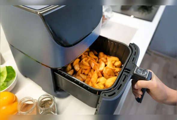 Imagem ilustrativa da imagem Air fryer deixa tudo saudável? Nem sempre