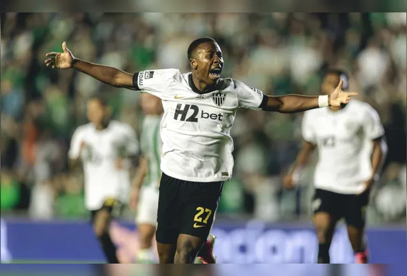 O atacante Minda comemora o gol que deu a classificação ao Atlético-MG