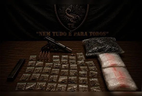 Material apreendido pelos militares