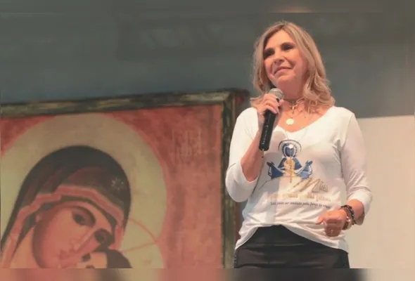 Angela Abdo participa do 12º Encontro Estadual do movimento Mães que Oram pelos Filhos, em Vitória