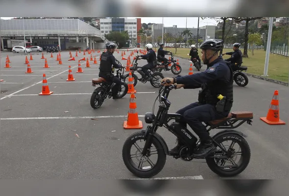 Agentes da Guarda Municipal de Vitória iniciaram um treinamento específico para o uso dos novos veículos