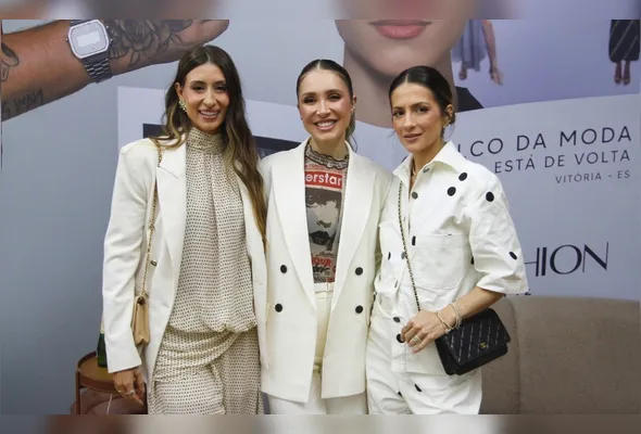 Aline Mareto, Thanandra Torres e Italla Monti