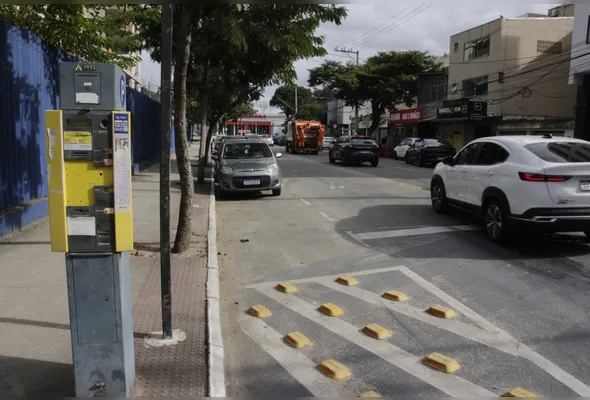 Estacionamento rotativo na Praia do Suá, em Vitória: desrespeito à regra está entre as infrações mais comuns
