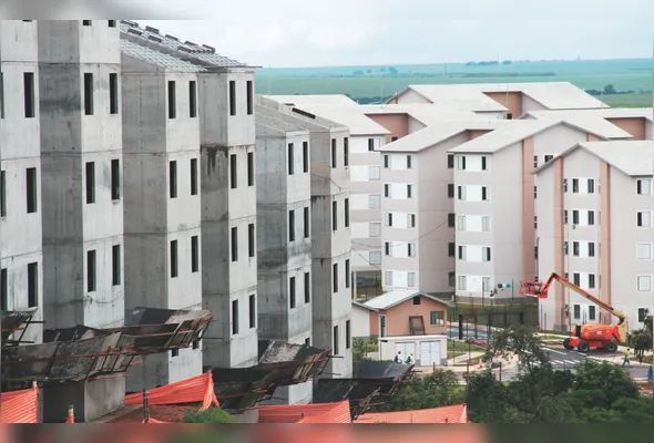 Moradias populares do Minha Casa, Minha Vida, que hoje prevê taxa menor para cotistas do FGTS na Faixa 3