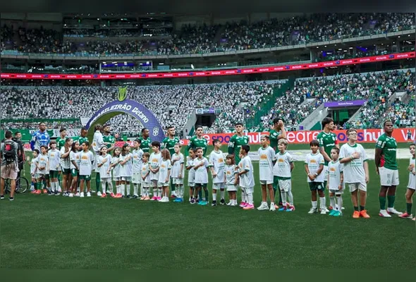 Alviverde teve decisões erradas no último passe e finalizações para fora, que se sucederam até o apito final