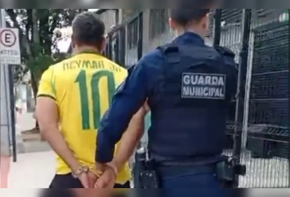 Homem foi conduzido à Delegacia Regional de Vitória