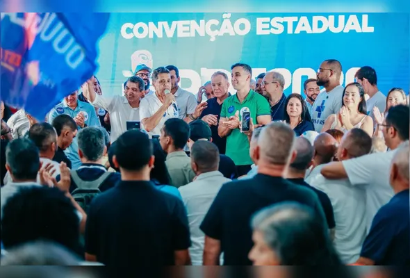 Ricardo Ferraço e Casagrande  participaram, ao lado de Sérgio Vidigal e Weverson Meireles, da convenção do PDT, realizada ontem na Serra