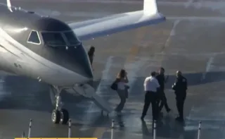 Imagem ilustrativa da imagem Avião em que Flávio Bolsonaro saiu do Brasil pousa em Miami