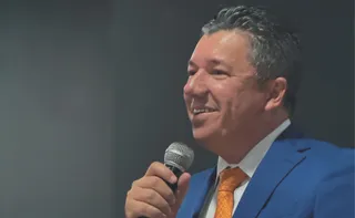 Imagem ilustrativa da imagem Palavra, louvor e adoração na Conferência Forjados