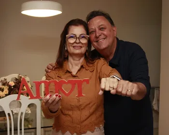Imagem ilustrativa da imagem Namorados na adolescência, casal do ES se reencontra após 52 anos e se casa